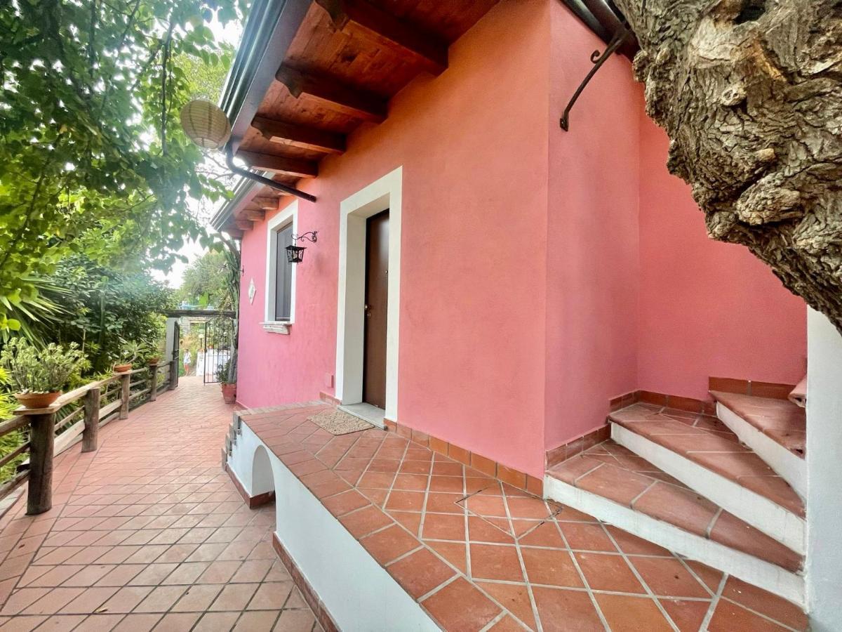 B&B Villa Vittoria Giardini Naxos Exterior foto
