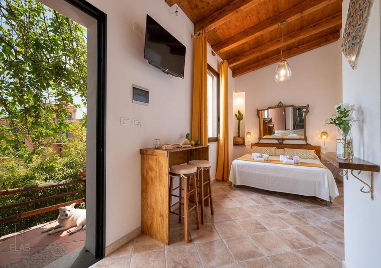 B&B Villa Vittoria Giardini Naxos Exterior foto